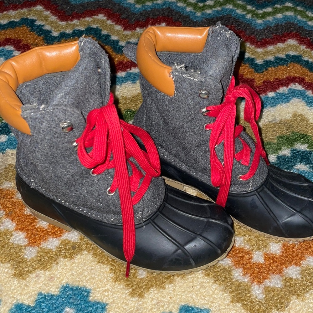 Brand new  rain duck boots made by Sugar